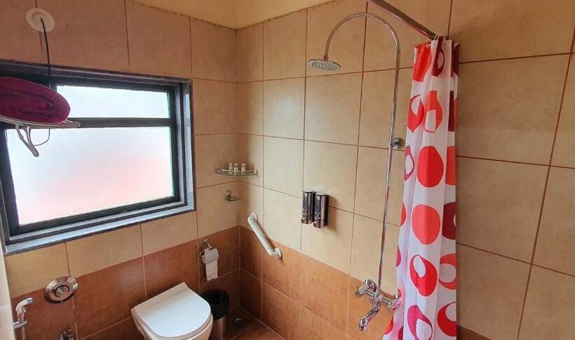 Номер Deluxe, Chira Meadows Ecoresort, Dapoli
