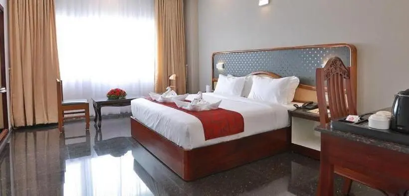 デラックスルーム, Lemongrass Inn Munnar