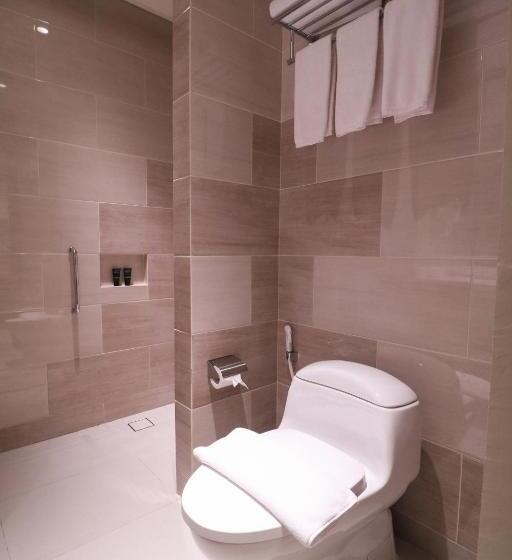 Трехместный Номер Deluxe, Prime Park Hotel & Convention Lombok