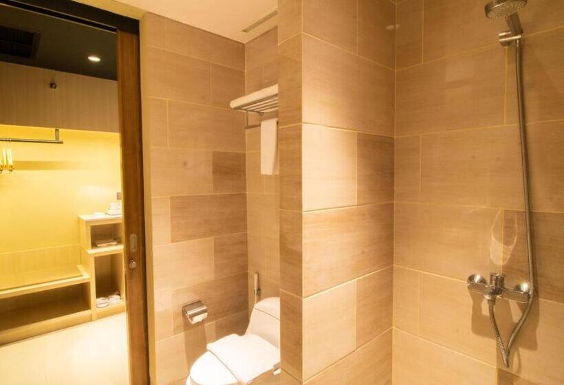 Полулюкс, Prime Park Hotel & Convention Lombok