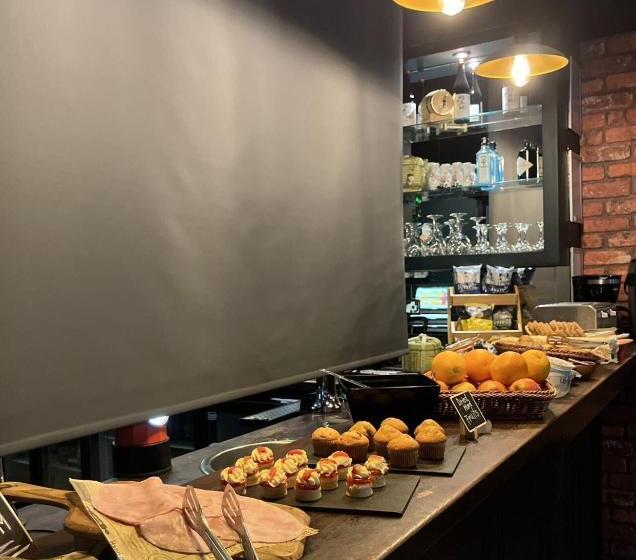 Одноместный Номер Basic, The Wellington Hotel Birmingham   Breakfast Included, Near O2 Academy & City Centre