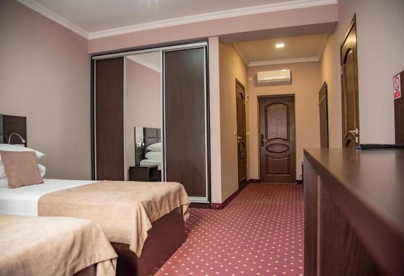 اتاق استاندارد, T&s Apart