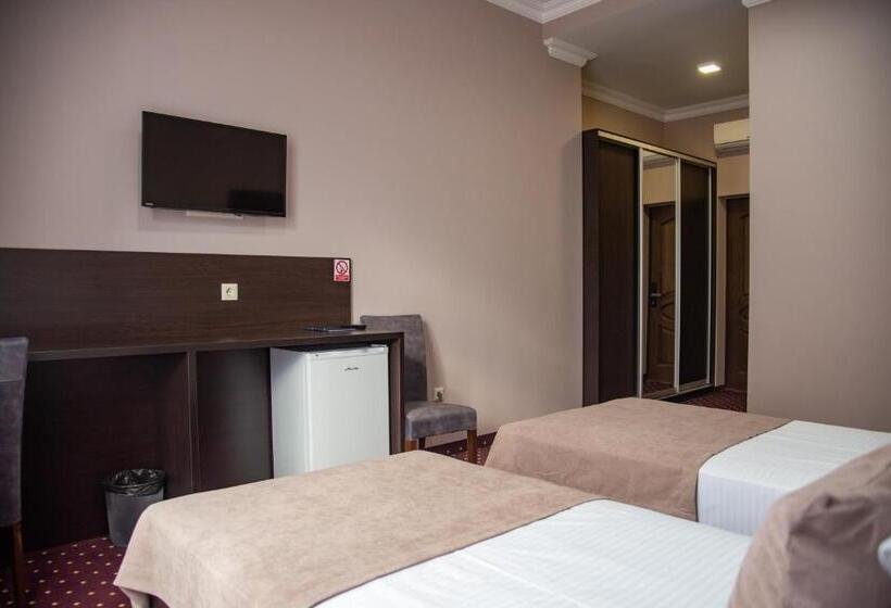 اتاق استاندارد, T&s Apart