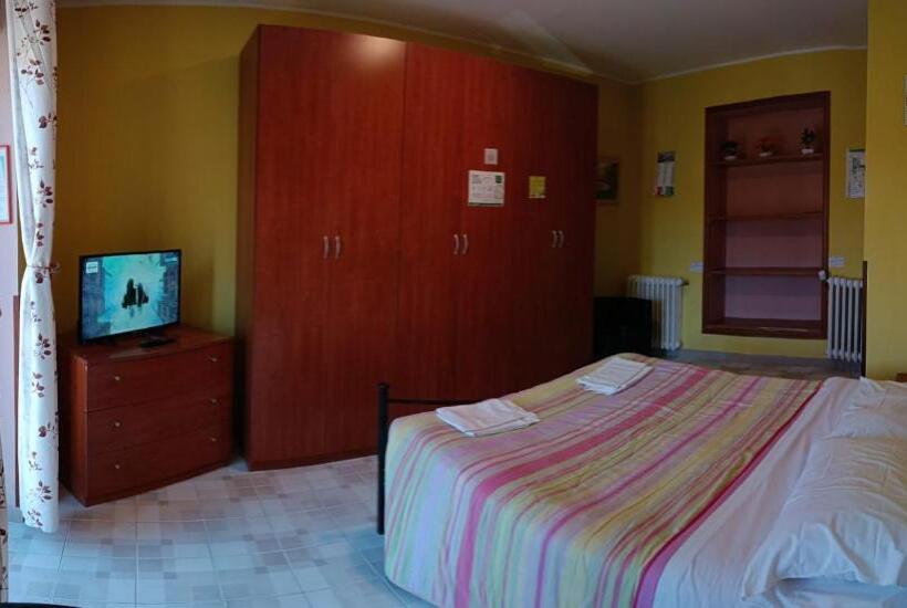 חדר דלוקס עם מרפסת, Complesso Turistico Aurora   Camere B&b