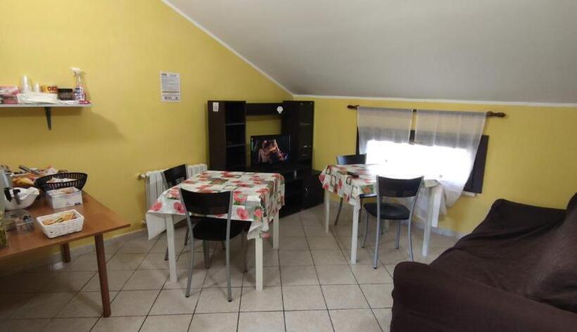 חדר סטנדרט לשלושה, Complesso Turistico Aurora   Camere B&b