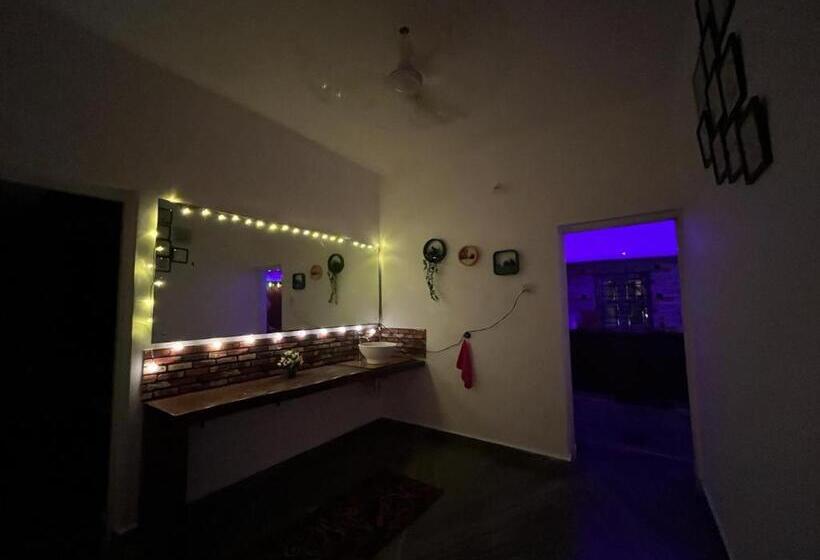 Дом 4 Спальни, 4bhk Private Farm House For Budget Group Stay