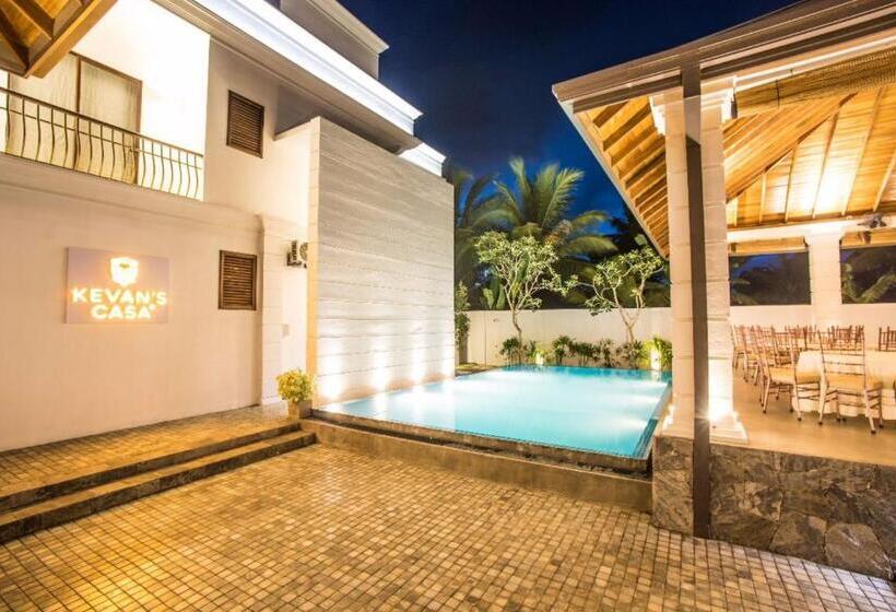 デラックストリプルルーム, Kevans Casa