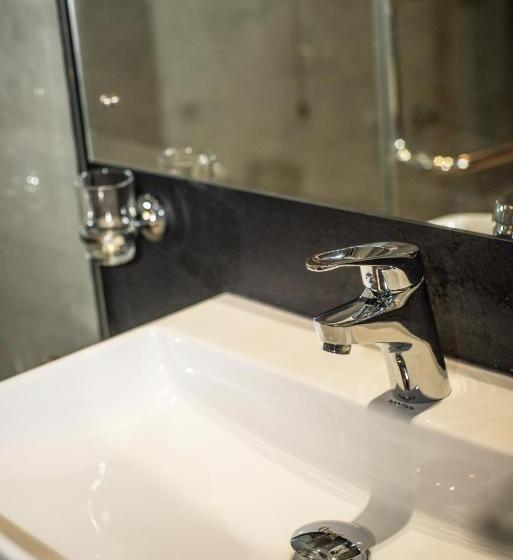 スタンダードルーム, Kevans Casa