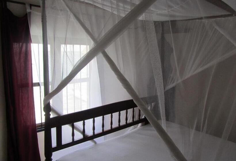 اتاق استاندارد با چشم‌انداز دریا, Lamu Palace