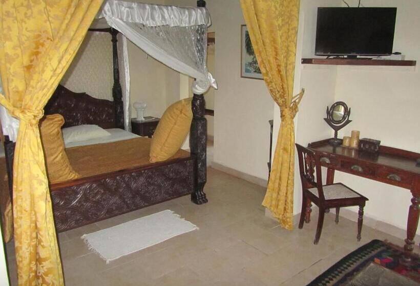 سوییت با چشم‌انداز دریا, Lamu Palace