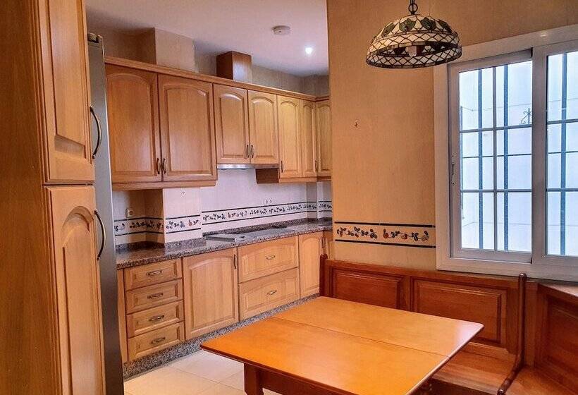 آپارتمان 1 خوابه, Triana Luxury Home