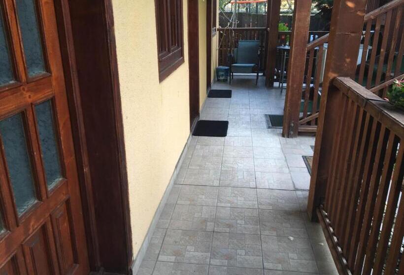 Трехместный Номер Классика, Betty Panzio