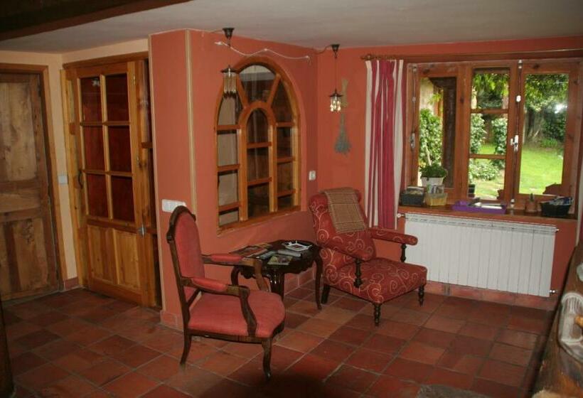 Family Suite, El Canto Del Gallo