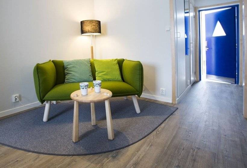 בקתת חדר, Camp Ripan