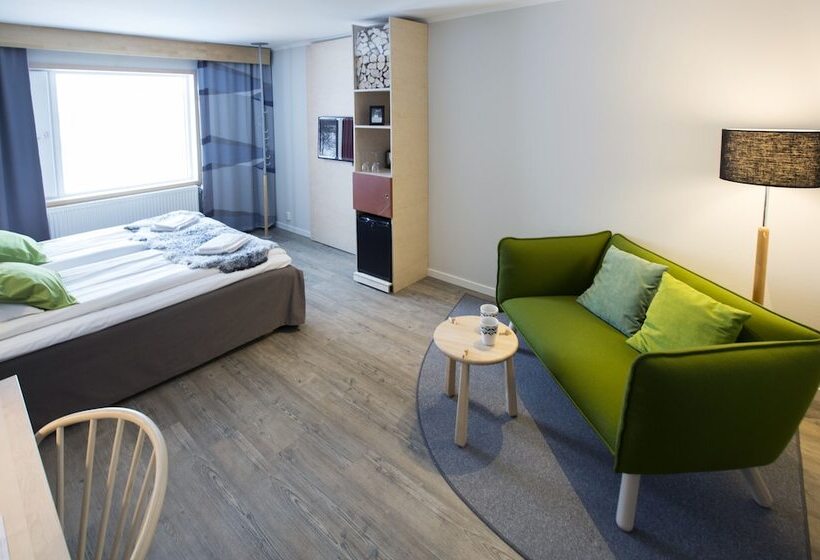 בקתת חדר, Camp Ripan