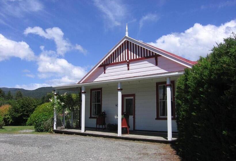 اتاق استاندارد با چشمانداز باغ, Murrells Grand View House