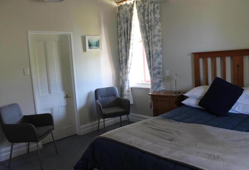 اتاق استاندارد با چشمانداز باغ, Murrells Grand View House