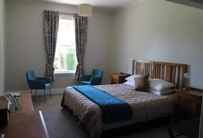 اتاق استاندارد با چشم‌انداز دریاچه, Murrells Grand View House