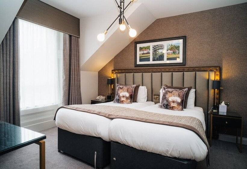 חדר קלאסי, Number 10