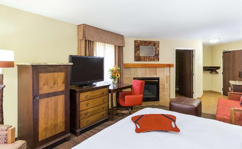 חדר קלאב, Number 10