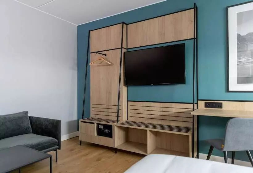 سوییت جونیور, Radisson Hotel & Conference Centre Oslo Airport
