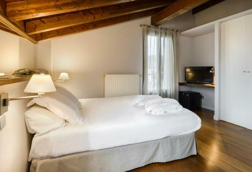 수피리어 룸, Rural Iribarnia