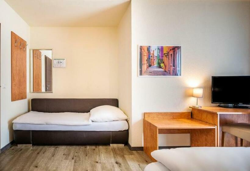 اتاق استاندارد سه نفره, Schroeders City Style