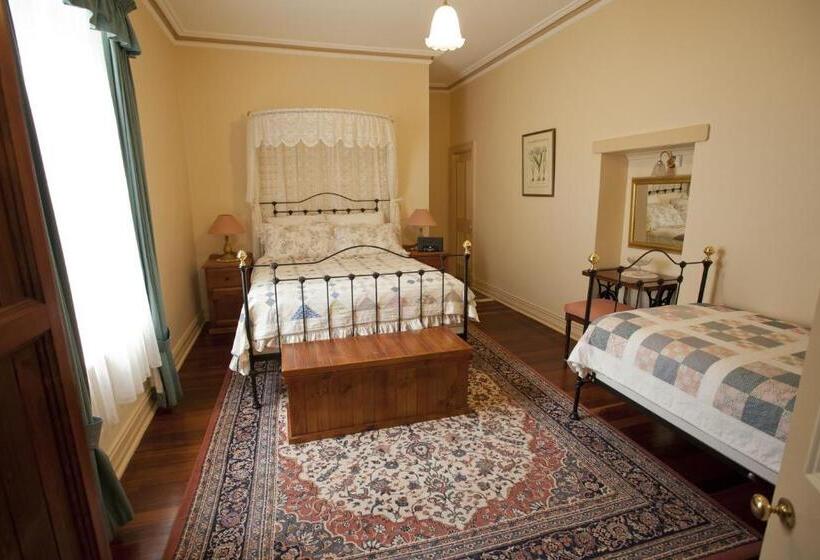 استودیوی استاندارد, Robe House Heritage Accommodation