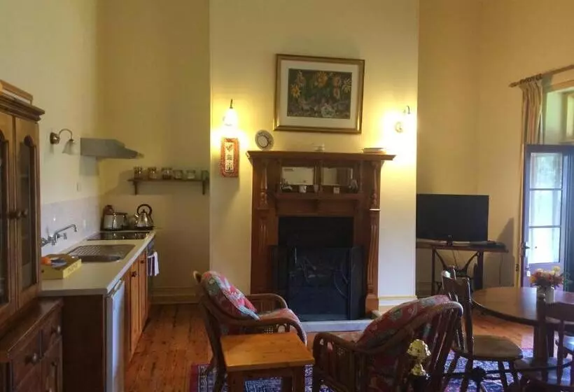 ガーデンビュースタンダードルーム, Robe House Heritage Accommodation