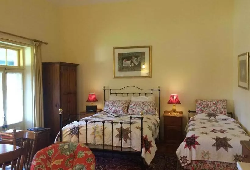 ガーデンビュースタンダードルーム, Robe House Heritage Accommodation