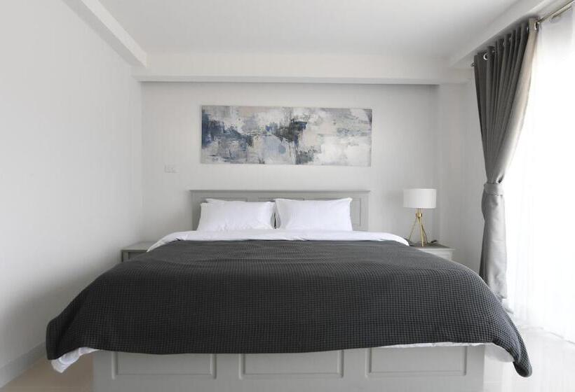 バルコニー付きデラックスルーム, Tonkla Boutique