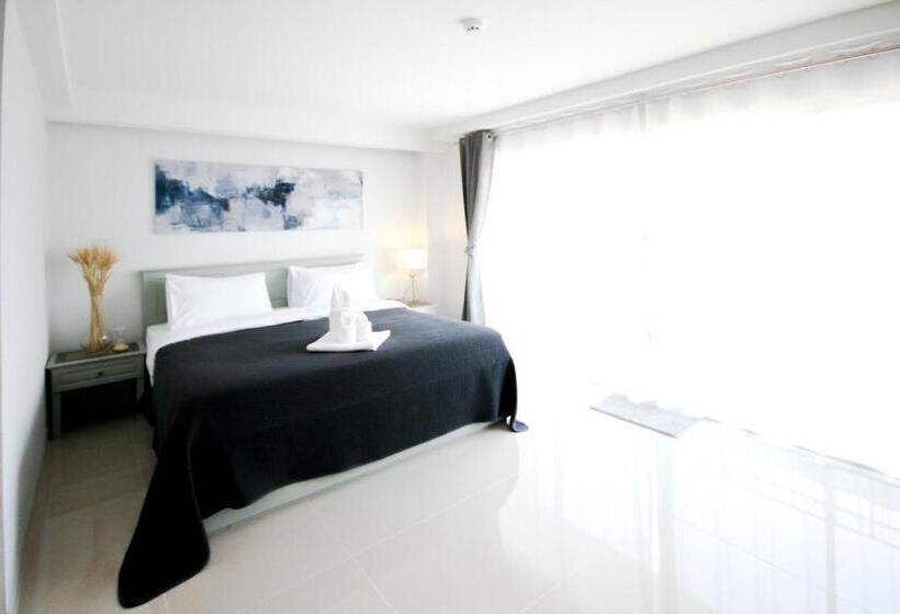 バルコニー付きデラックスルーム, Tonkla Boutique