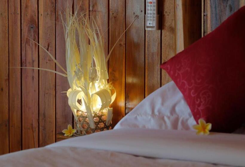 豪华房间, The Tamban Jukung