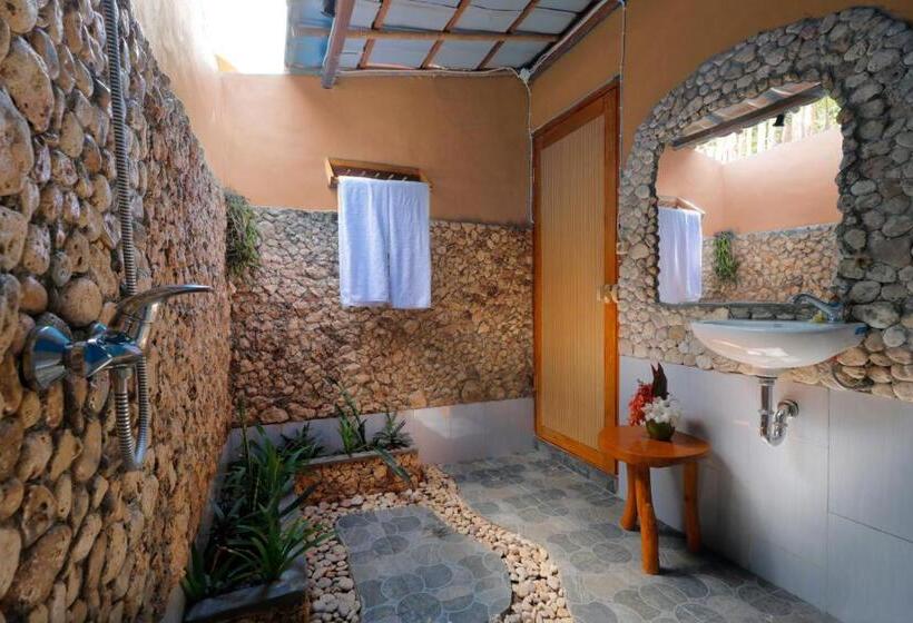 豪华房间, The Tamban Jukung