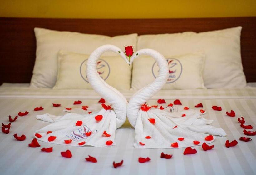 اتاق لوکس با بالکن, Hai Dao Hoi An Villa