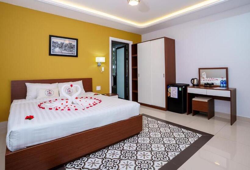 اتاق لوکس با بالکن, Hai Dao Hoi An Villa