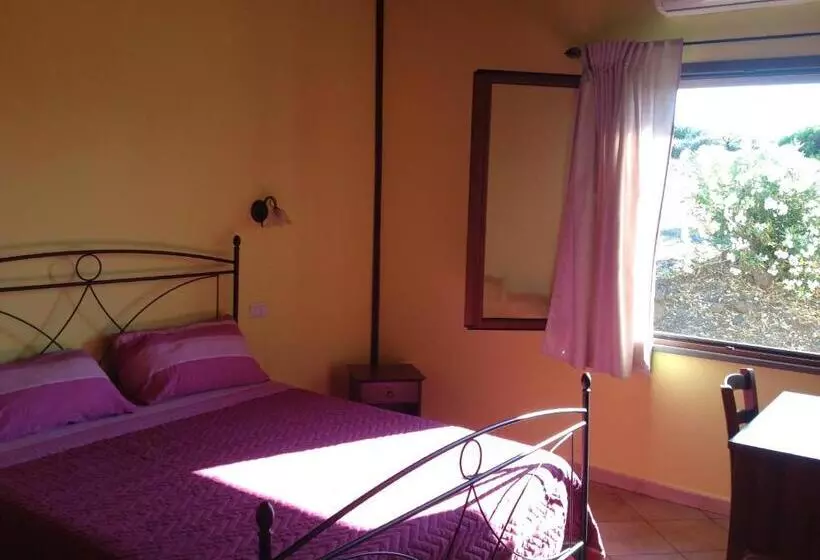 スタンダードルーム, Agriturismo Sa Murta In Sennariolo Oristano