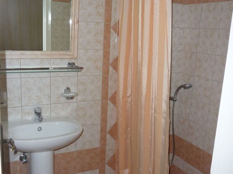 スタンダードルーム, Atlas Pension