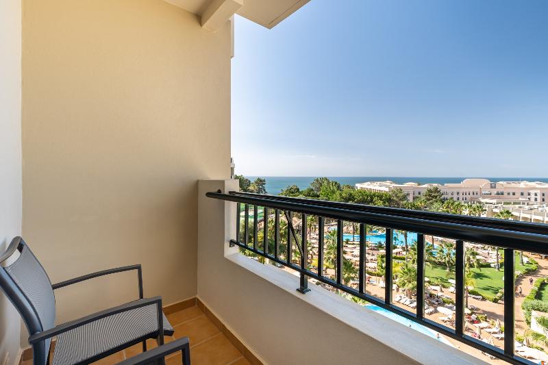 اتاق استاندارد, The Flying Pig Uptown