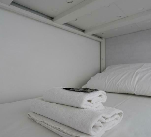 מיטה בחדר משותף, Ganbara Hostel   Self Check In