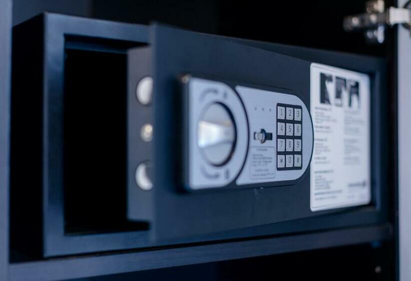 اتاق استاندارد یک نفره, Palermo