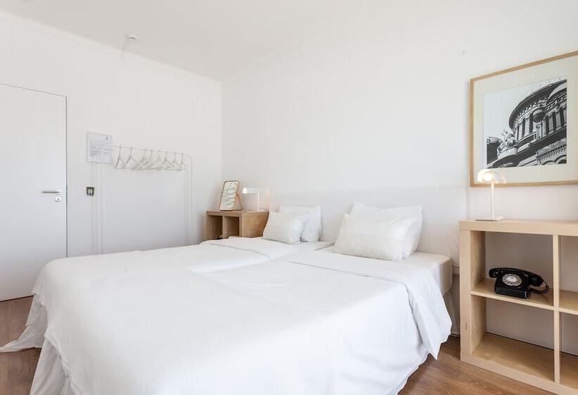 اتاق استاندارد با سرویس بهداشتی مشترک, Blue Buddha Beach Rooms & Suites