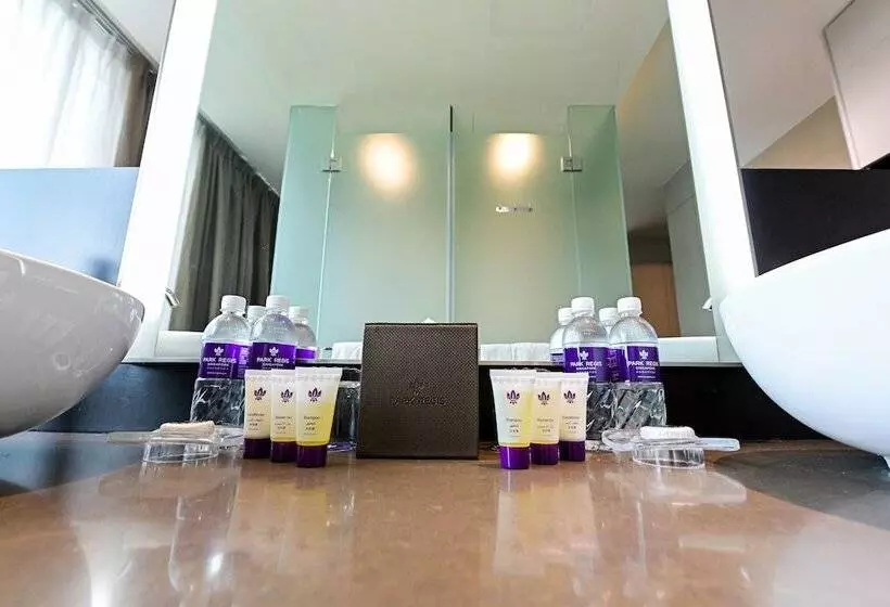 Deluxe Room City View, Park Regis By Prince Singapore   Newly Renovated