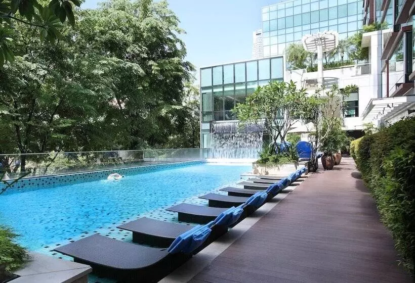 Deluxe Room, Park Regis By Prince Singapore   Newly Renovated