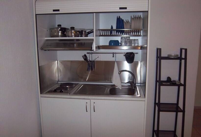 חדר סטודיו סטנדרד, Milos Apartments