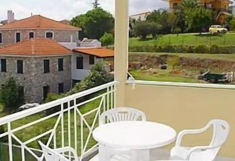 バルコニー付き１ベッドルームアパートメント, Milos Apartments
