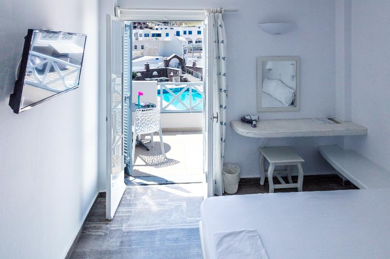 غرفة سوبيريور, Selini