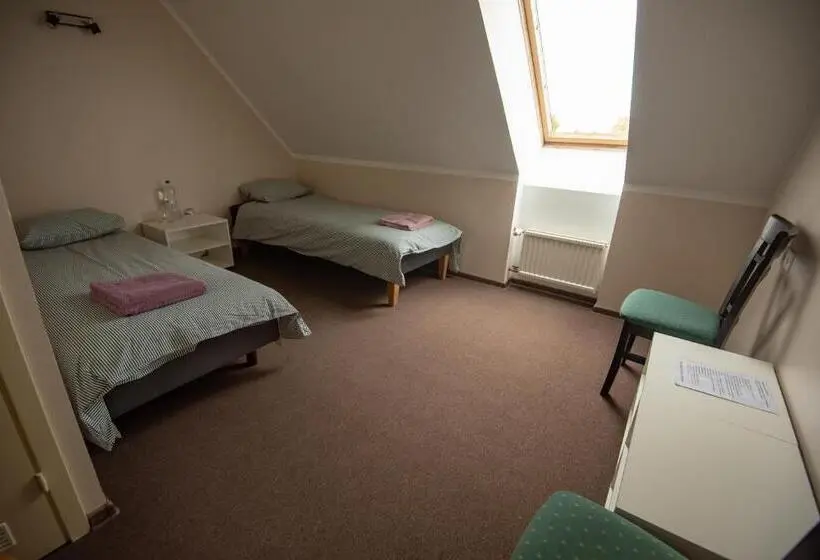 اتاق استاندارد, Aiakeskuse Hostel
