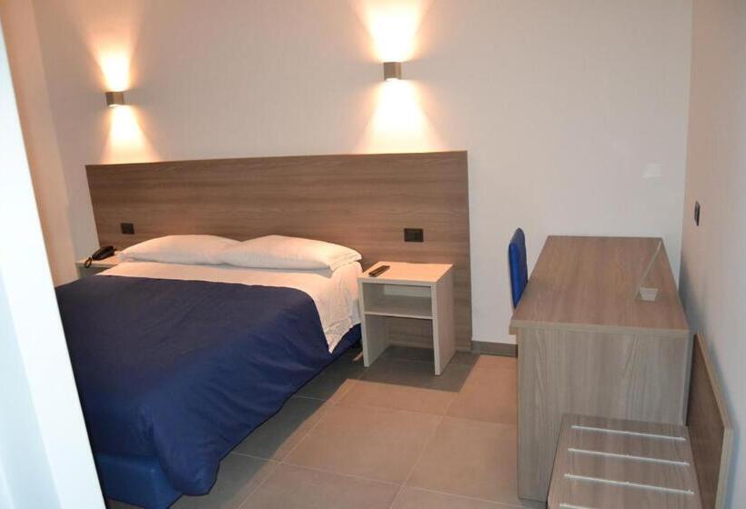 اتاق استاندارد یک نفره, Residence Vazzieri