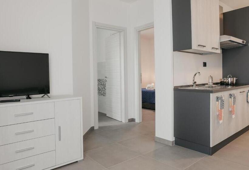 آپارتمان 1 خوابه با بالکن, Residence Vazzieri